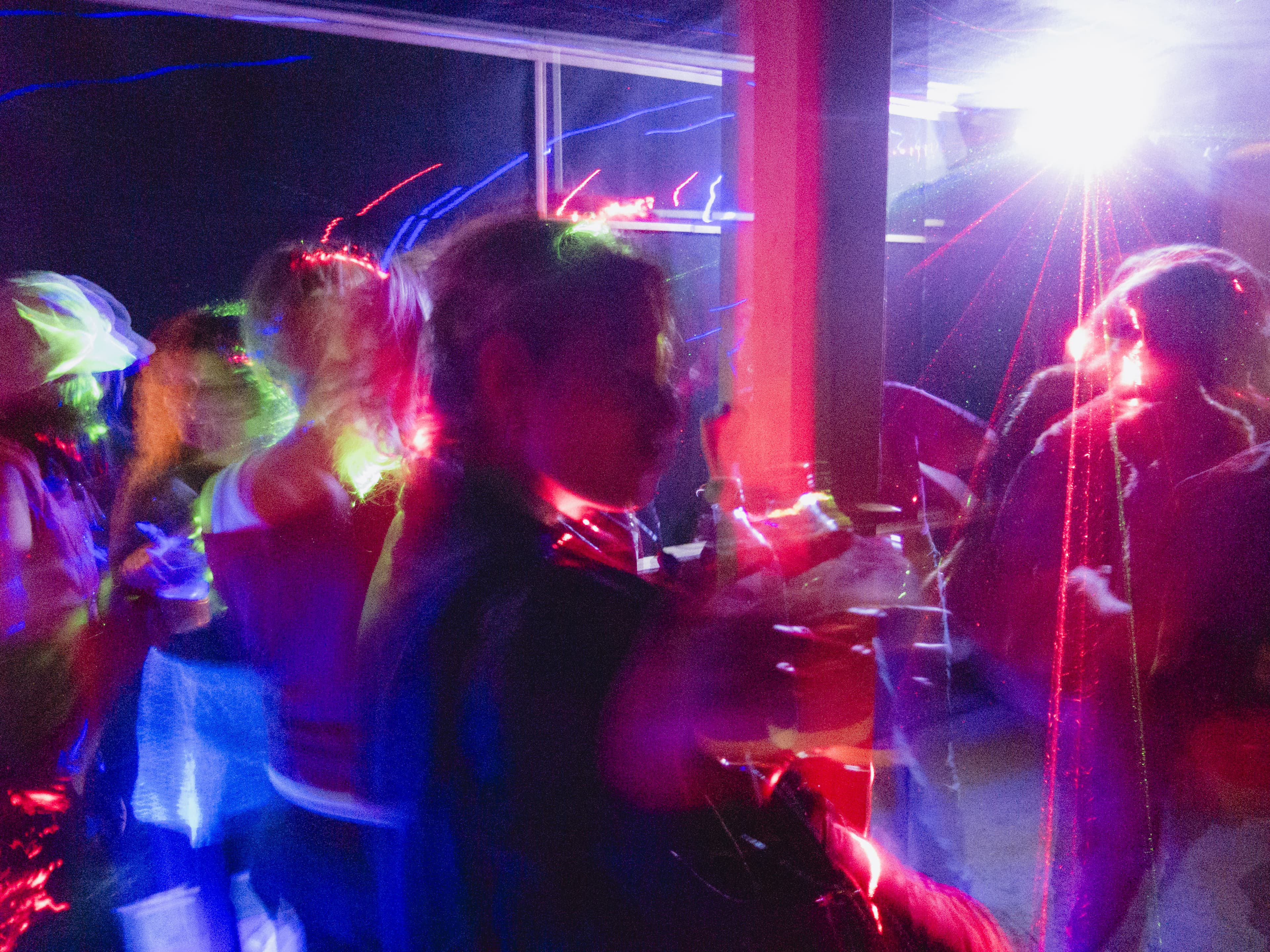 People on the Sidste Mole dance floor.